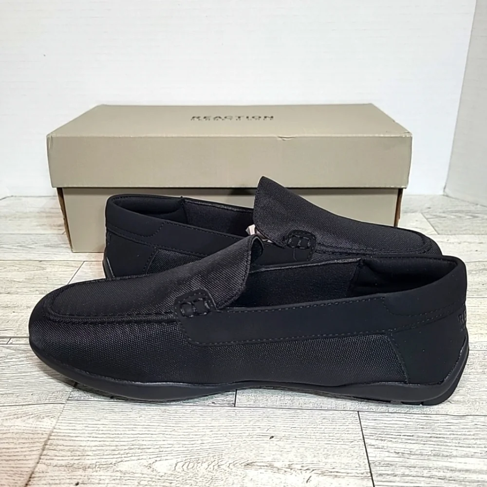 Reaction KENNETH COLE Slip On Dress Shoe‎ Size 2 Black New In Box Loafer